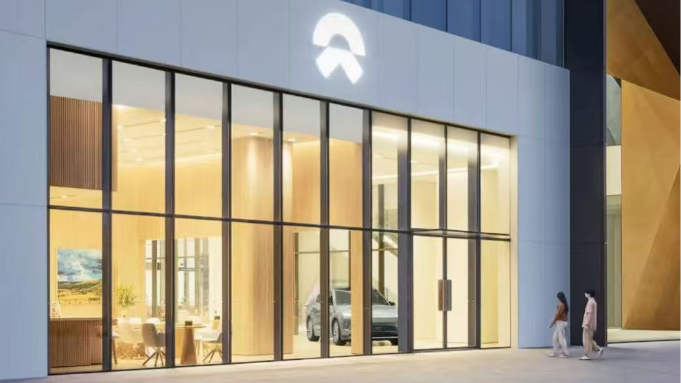 NIO to build integrated stores in lower-tier markets, William Li confident of fourth quarter profit